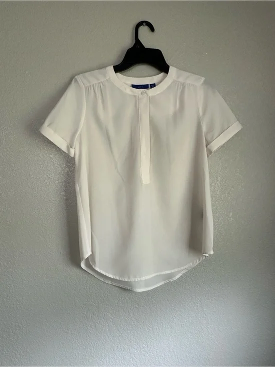 Apt. 9 White Short Sleeve Lightweight Blouse Top