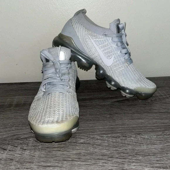 Nike Air VaporMax‎ 33 Men Light Grey Athletic Running Shoes Size 7.5