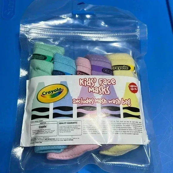 Crayola crayon face mask set‎ of 5 with pouch kids