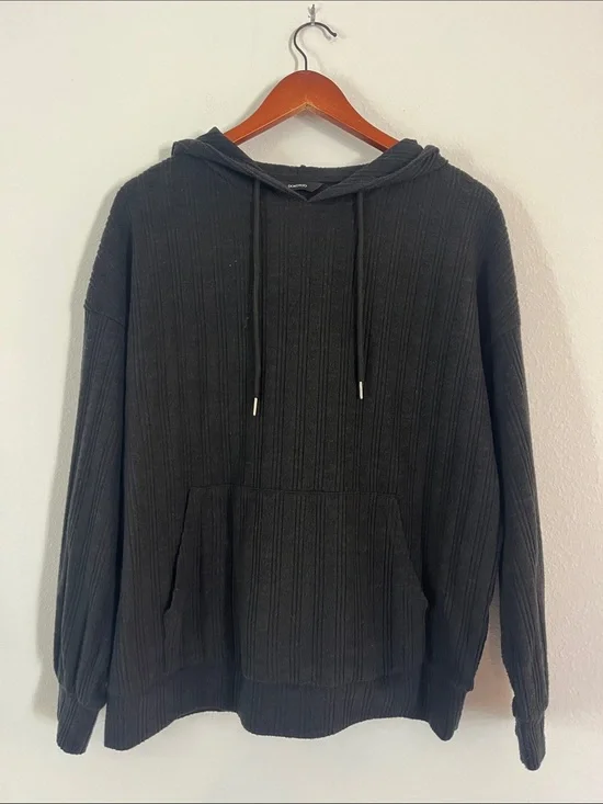 BOUTIQUE Black Textured Hoodie