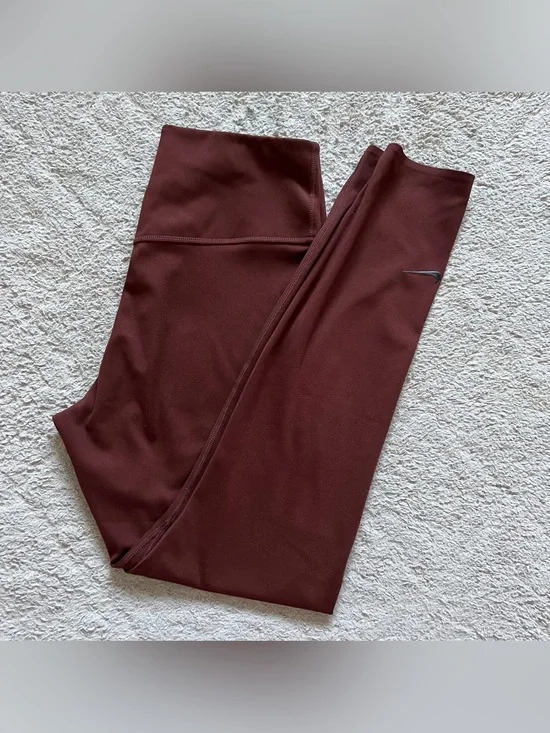 Nike Dri-Fit Workout Leggings Gym Sporty Athleisure Preppy Pilates Yoga Sz M