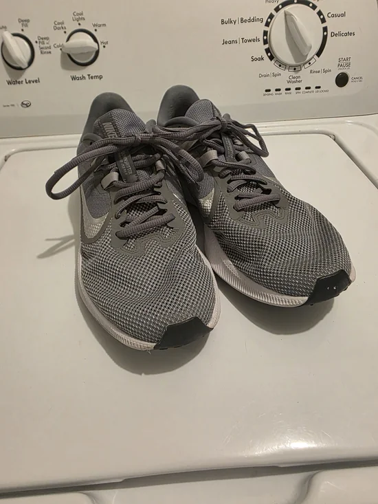 Nike Womens Downshifters Size 10