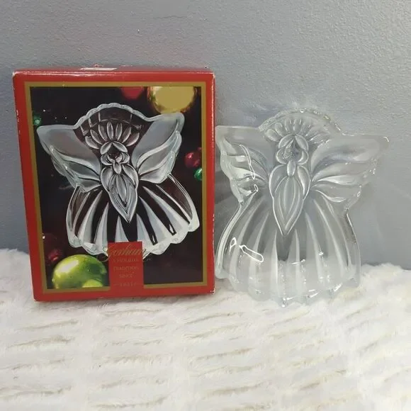 Gorham Holiday Traditions Angels of Peace 8 1/2 Inch Angel Candy‎ Dish