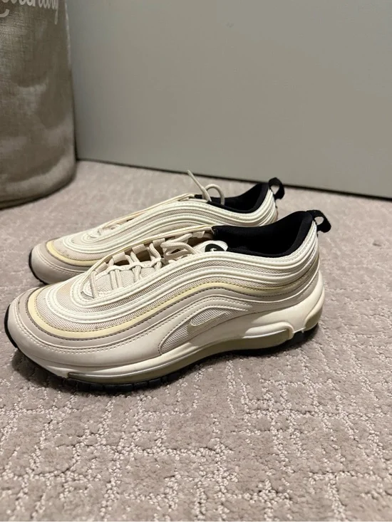 Nike Cream Wave Runner Sneakers with Black Collar