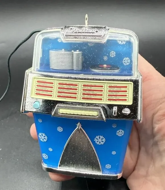 Hallmark Jolly Jukebox Ornament Magic Cord Light Sound No Box EUC -Lo24