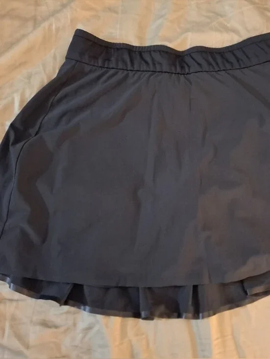 NWOT- Black NIKE dryfit Golf/tennis Skort