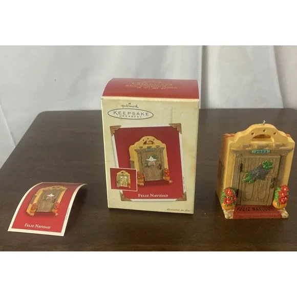 Hallmark 2003‎ Keepsake Ornament Feliz Navidad Nativity