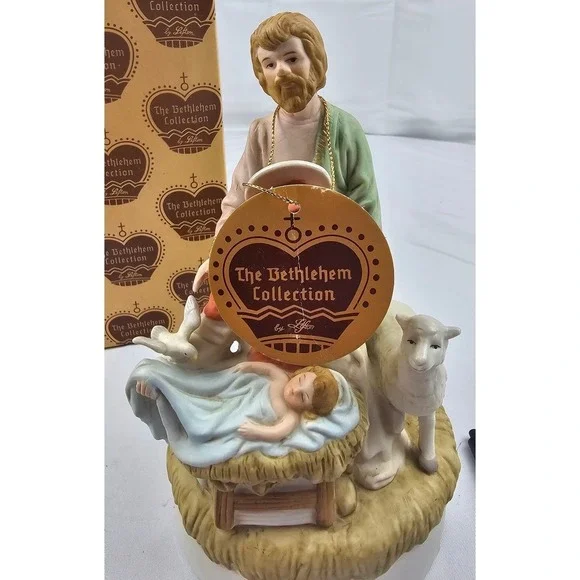 Leflon Bethlehem‎ Collection Holy Family Nativity Figurine Music Box 1986