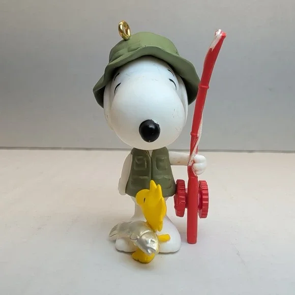 Hallmark 2012 Peanuts Snoopy Woodstock Fishing Christmas Ornament Green Red