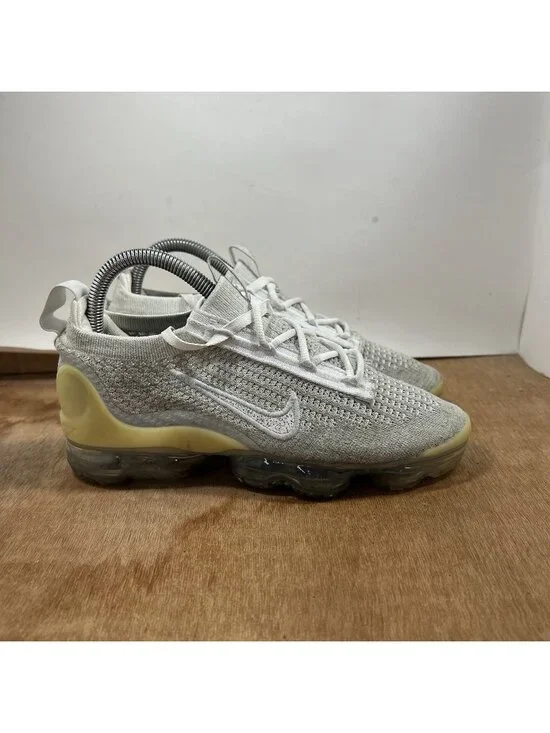 Nike Air Vapormax 2021 Flyknit Women’s Size 6.5 White Pure Platinum DC4112-100