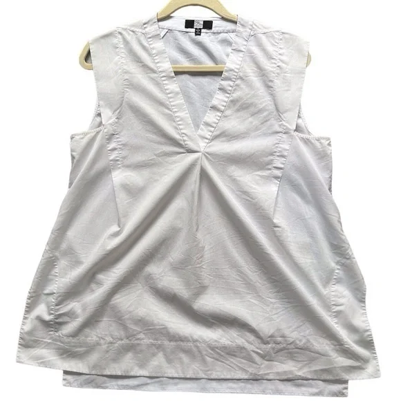 White Sachs Cotton Top, Size 10, M/L