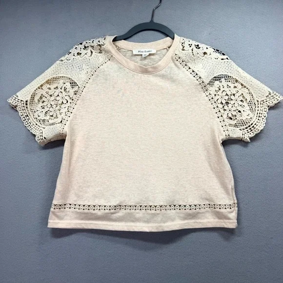 Blue Tassel Cropped Top Womens Medium Beige‎ Lightweight Lacey Crochet Crew Neck
