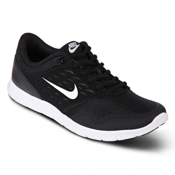 Nike Women’s Black and White Sneakers