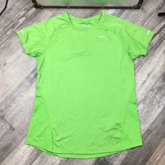 Nike Dri Fit Athletics Top Women Size M