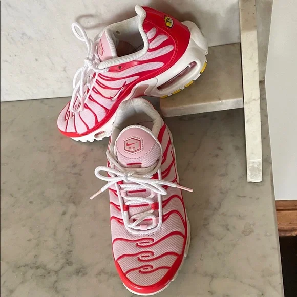 NIKE 2000 Air Max Plus Valentine's Day Pink Red Sneakers Wmns 6 RARE