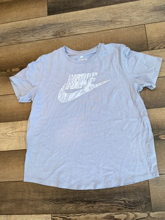 Nike Light Purple Short-Sleeve Tee with White Swirl Swoosh