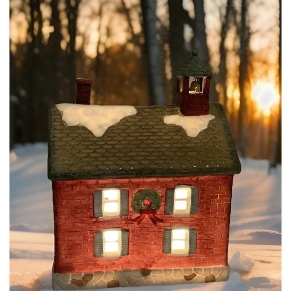 1989 Colonial‎ America Collection School House w/light