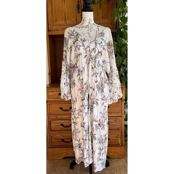 L.I.F.E. Love Is For Eternity BoHo‎ Floral Maxi Kimono Duster Coverup XL