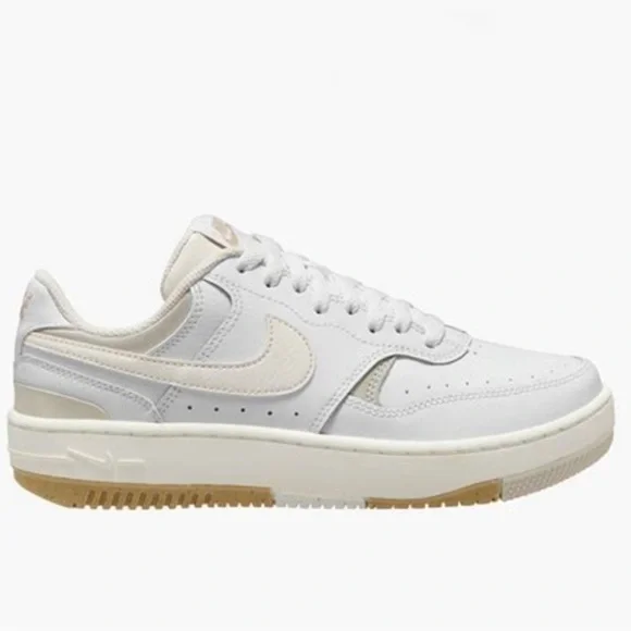 Nike Gamma Force white leather athletic sneakers women's 8