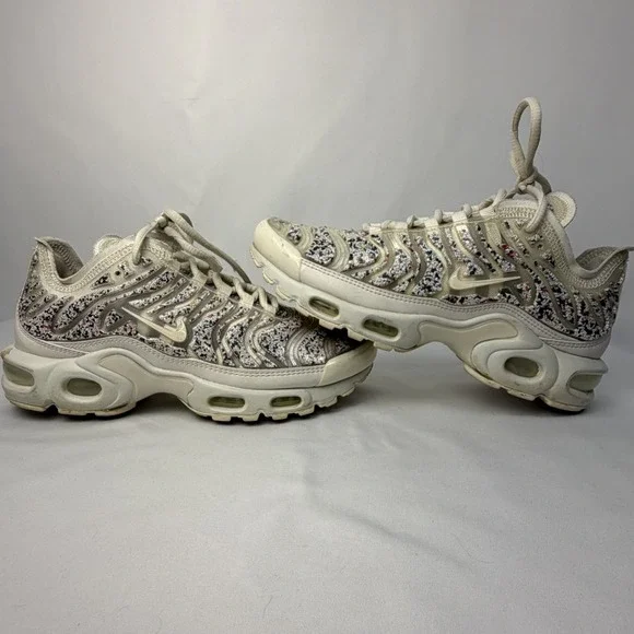 Nike Wmns Air Max Plus LX Running Womens Luxury Shoes Phantom AR0970-002 Sz 7.5