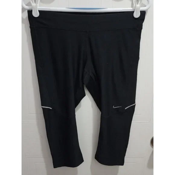 Nike Women's Dri-Fit Filament Running‎ Crop Capri Leggings Black 519841-010 Sz M