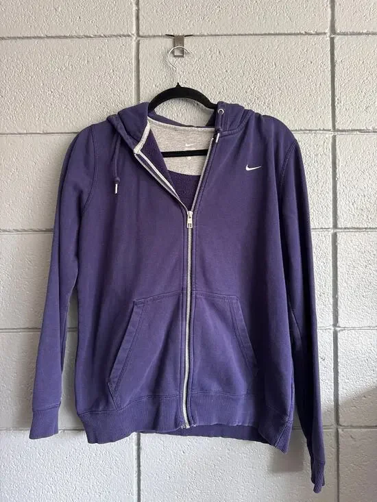 Vintage Women's Y2K Oversized Full Zip Double Lined Nike Hoodie size L in Navy