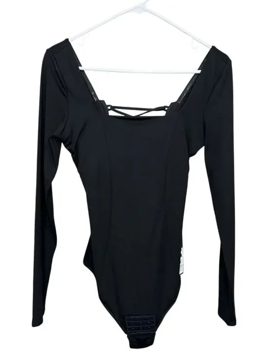 Ta3 LS Squary Bodysuit in Black Size Small