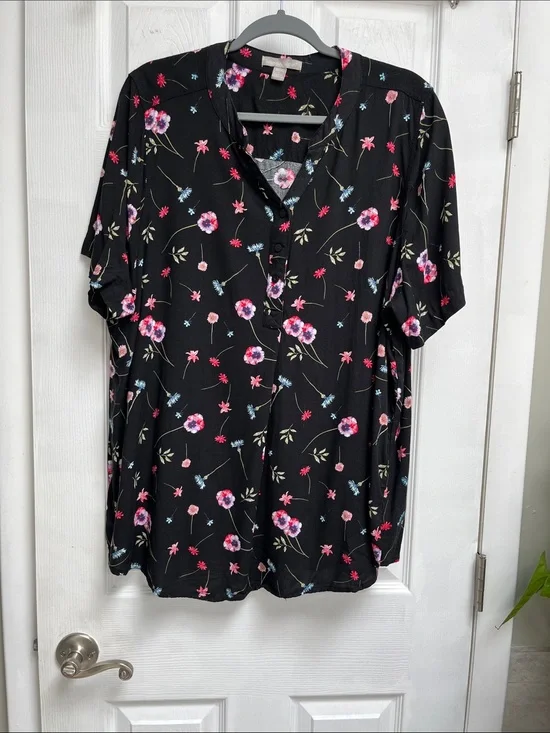 Woman Within Black Floral Print Tunic Top Size 18/20