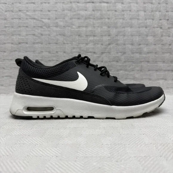 Nike Air Max Thea Shoes Womens Size 7.5‎ Black Mesh Running Cushioned Sneakers