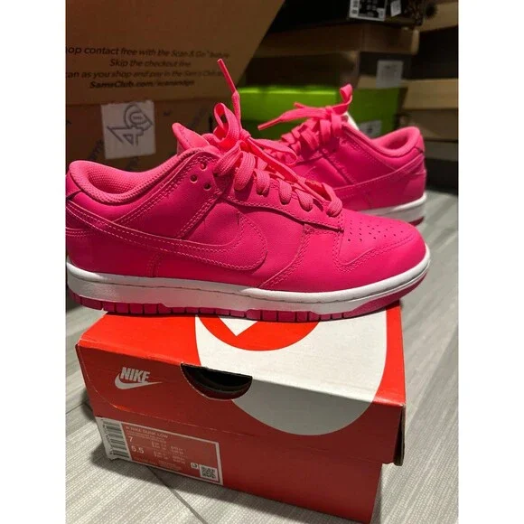 Women’s Nike Dunk Low