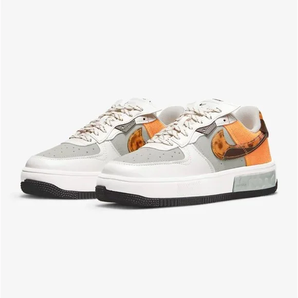 🔥SUNDAY SALE🔥 Nike Women's Sneakers - White, Gray, Orange, Brown