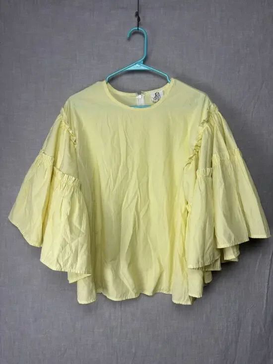 DRA Los Angeles Womans Size M Anthropologie Blouse Bell sleeves & Ruffles