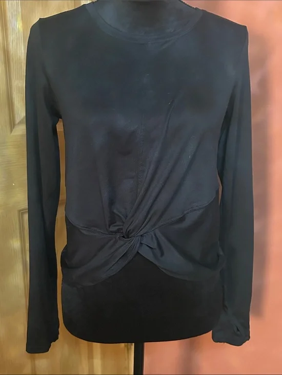 Zobha Black Long Sleeve Twist-Front Tee