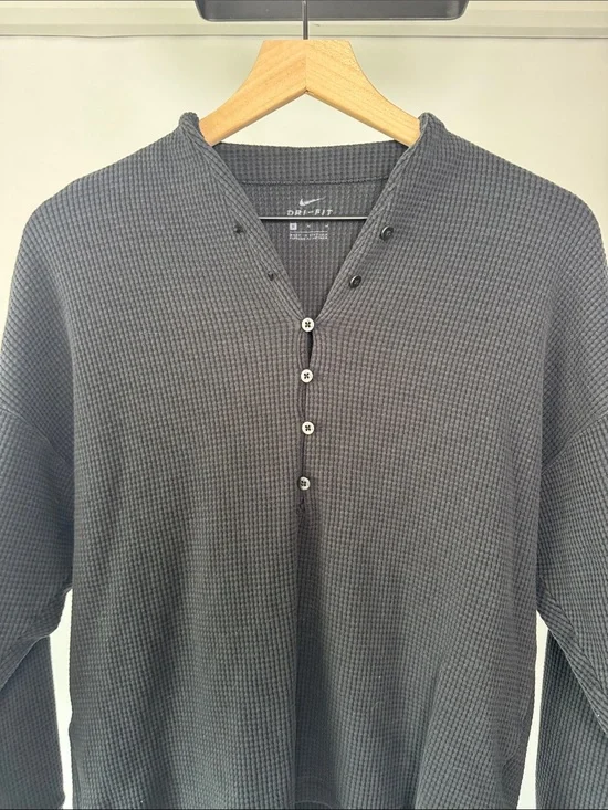NWOT Nike Yoga Dri-Fit Women’s Thermal Shirt Cotton Blend Size Medium