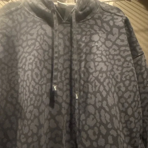 Nike Black and Dark Gray Leopard Print Hoodie