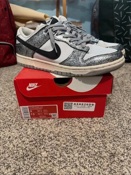 *WORN ONCE* Nike Dunk Low 