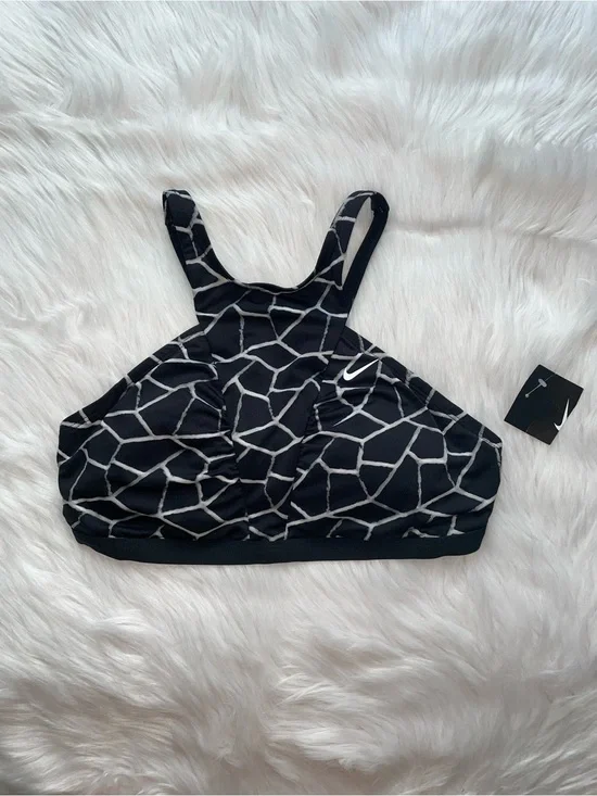 NWT Nike high neck bra sports bra women’s L large black white print padded gym