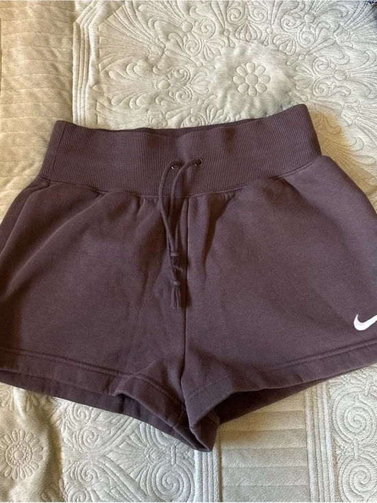 Nike Women's High-Waist Athletic Shorts — Dark Plum