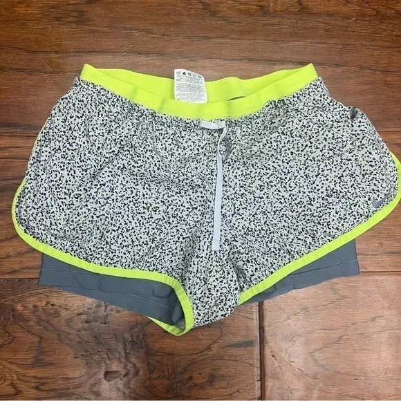 Nike dri-fit running shorts‎