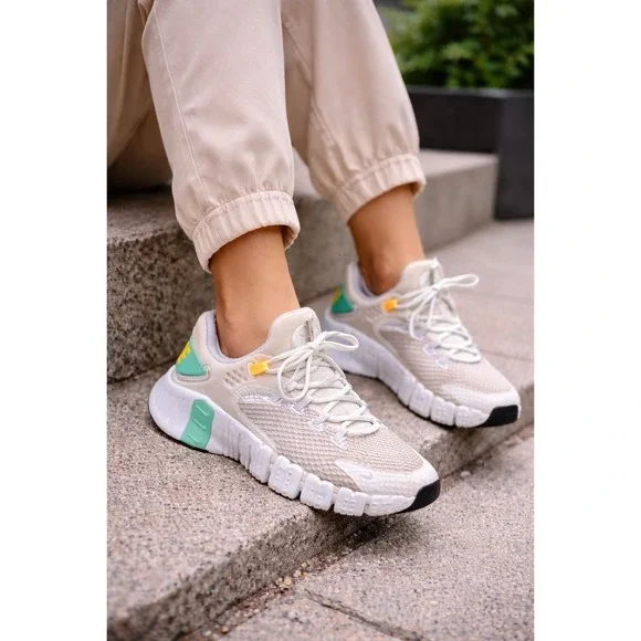 Nike Free Metcon 4 Womens‎ 7 Training Sneakers White Green Glow Athletic Running