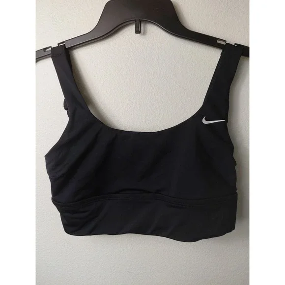 Nike Move to Zero Black Adjustable Strap Sports Bra Size MediumWhite Swoosh Logo