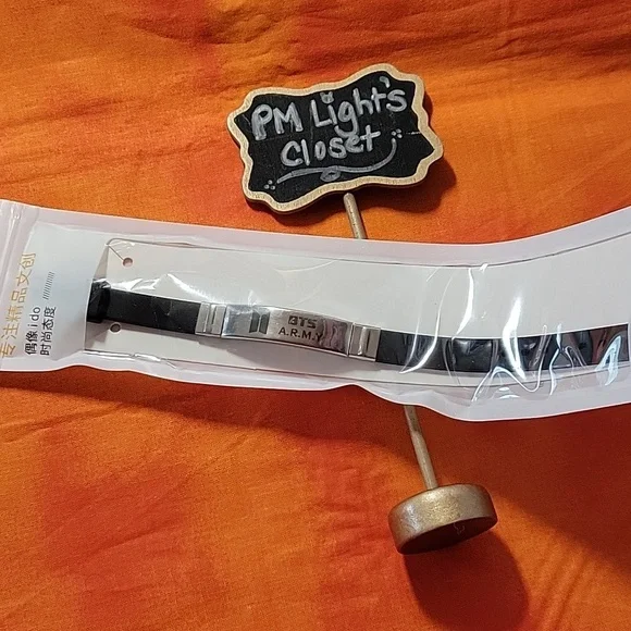 BTS A.R.M.Y Silicone Bracelet Wristband New Black Silver