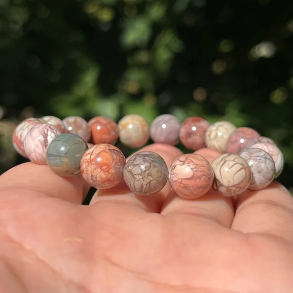 Beautiful strechable‎ Alashan bracelet