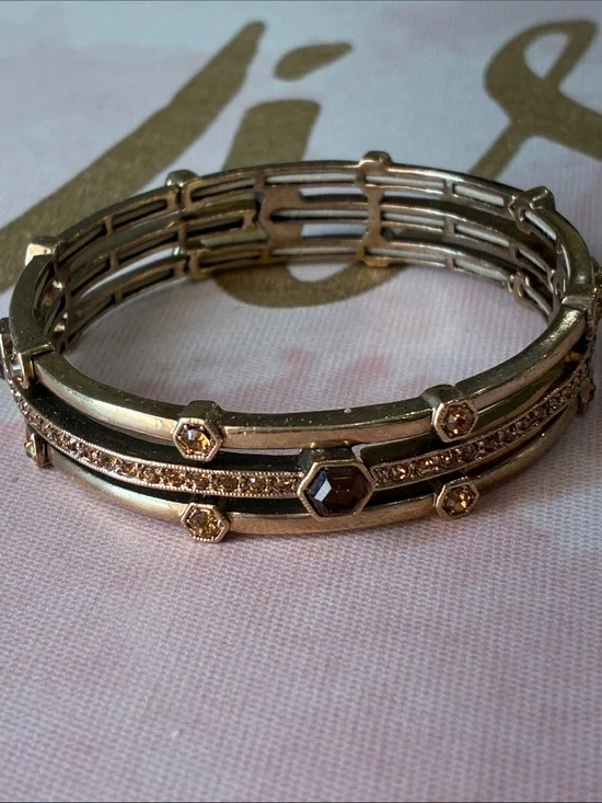 Gold-Tone Hexagon Rhinestone Accents Bracelet - Elegant Gold Stretch Bang