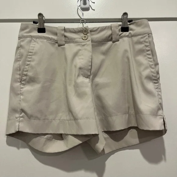 Nike Golf Dri-FIT Shorts Womens Tan Khaki Athletic Performance Golfing Size 4