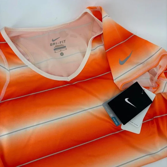 Nike Dri-FIT Training Shirt Women Medium Orange Ombre NWT‎ Striped V-Neck Tee