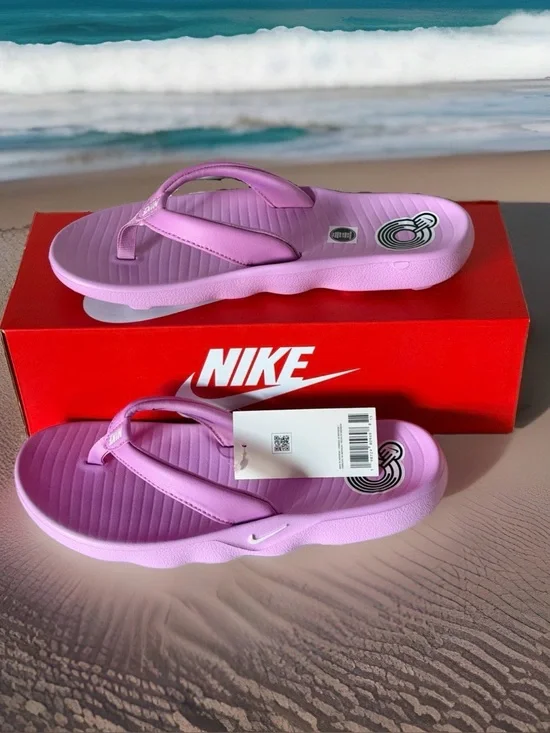 Nike Marina Women’s Size 8 Flip Flop Sandals. Magenta Pear Pink. New In Box