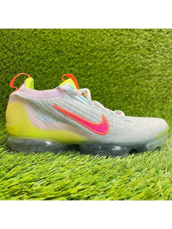 Nike Air Vapormax 2021 Flyknit Womens Size 8 Gray Pink Athletic Shoes Sneakers