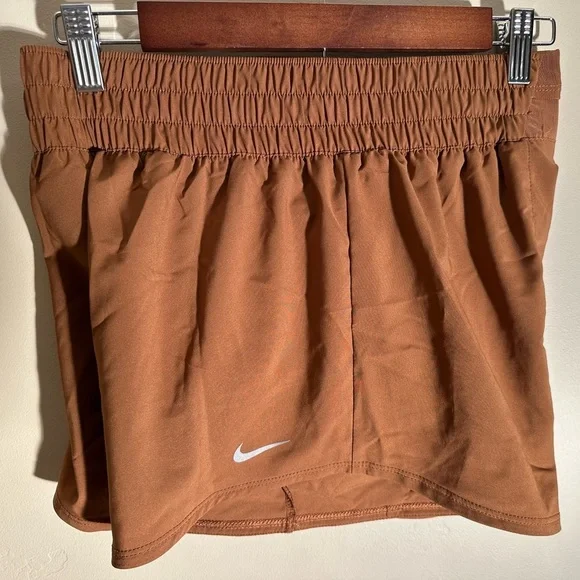 Women's Nike Dri-FIT One Ultra High-Waisted Shorts - Small 2.5” InSeam