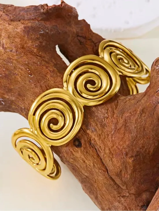 Golden Spiral Cuff Bracelet – Modern Sculptural Statement Jewelry